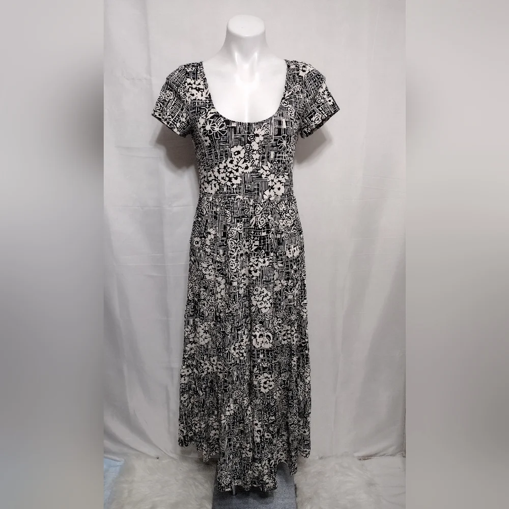 NWT Maeve Catalina Black Floral Tiered Maxi Dress Small Elegant Chic MSRP $138 - Picture 3 of 17